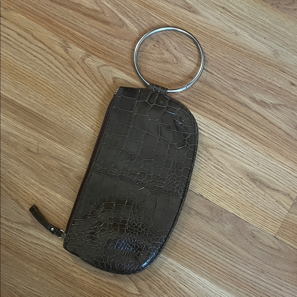 Vintage Brown Croc-Embossed Wristlet with Silver Ring